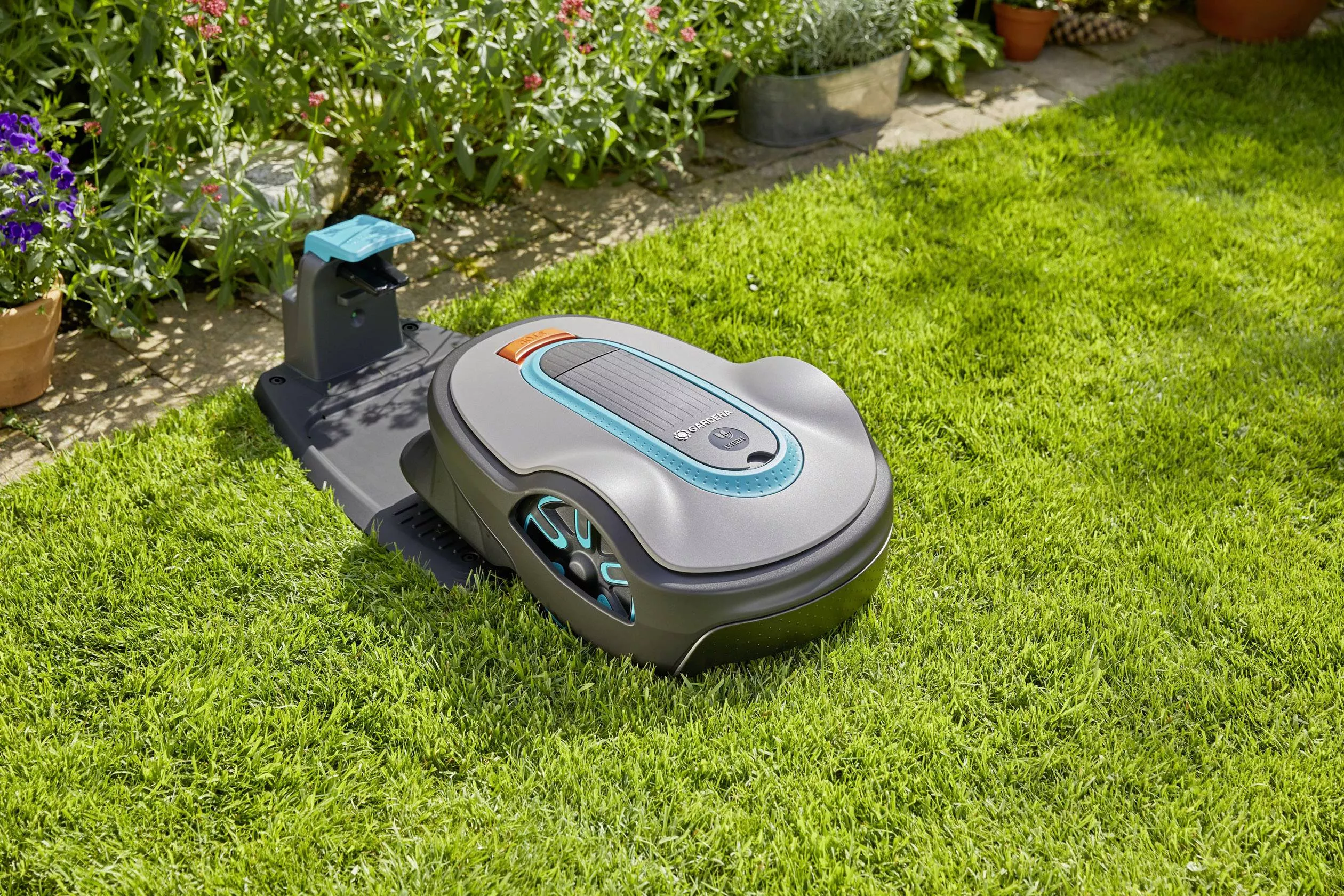 Gardena Sileno Life 1000 Robotfűnyíró 18V, 2,1Ah, 1000m2-ig